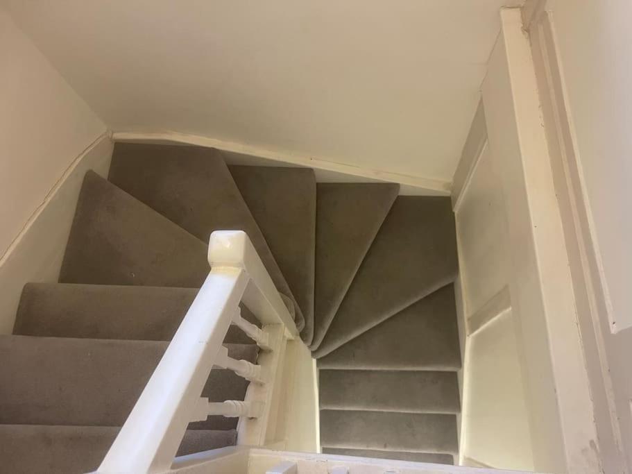 Spacious 2 Bedroom Apartment In The Heart Of Soho. 伦敦 外观 照片